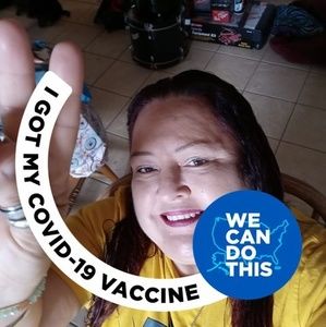 Meet your Posher, Mona